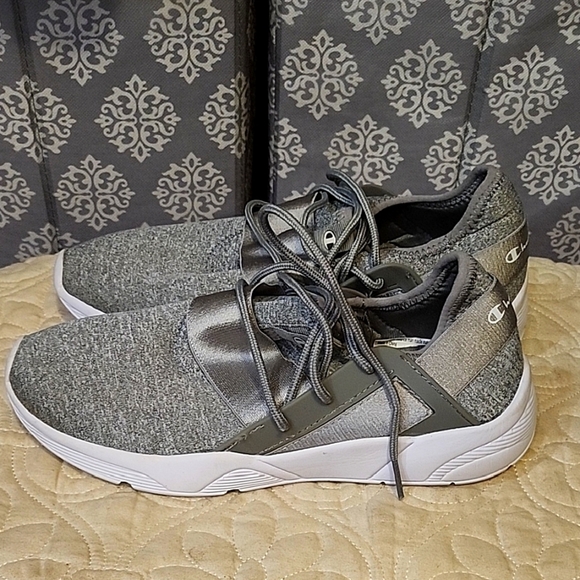 Champion Charcoal Gray Athletic Shoes W9.5 NWOT - Picture 1 of 6